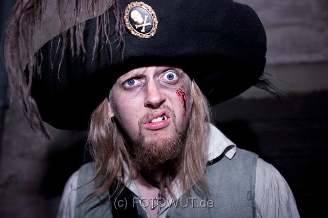 backstage_61.jpg