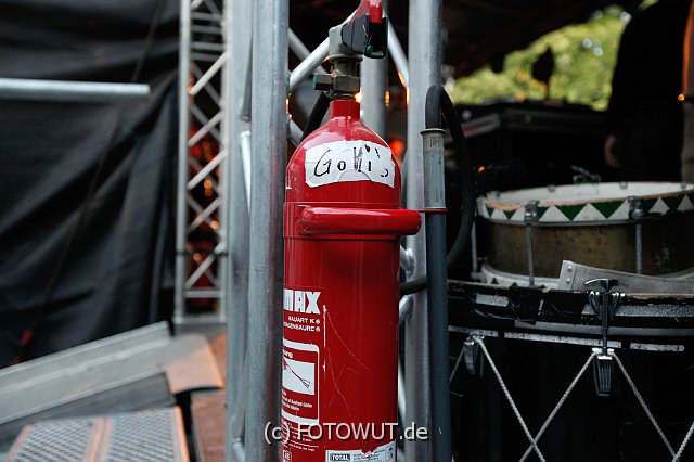 backstage_32.jpg